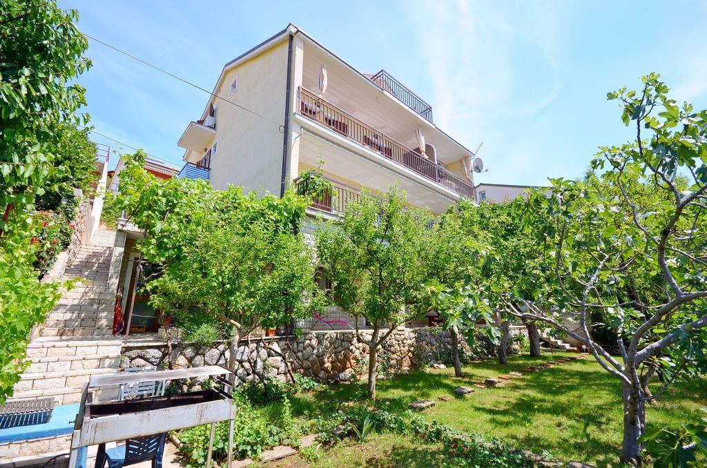 Apartments Ivanka Senj  Ngoại thất bức ảnh