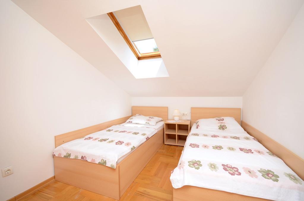 Apartments Ivanka Senj  Ngoại thất bức ảnh